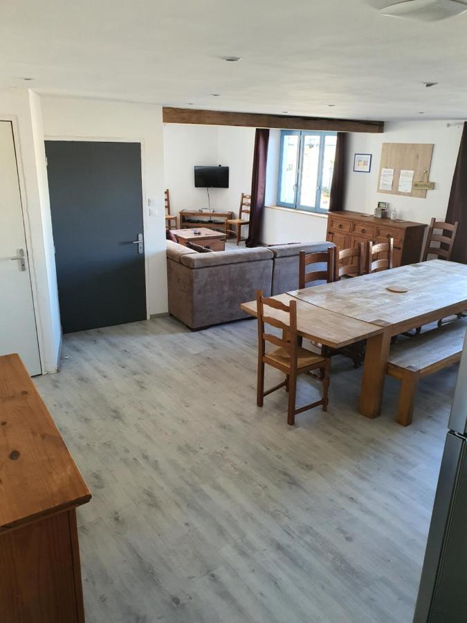 Gite Des Sources Fains-Les-Sources Exterior foto