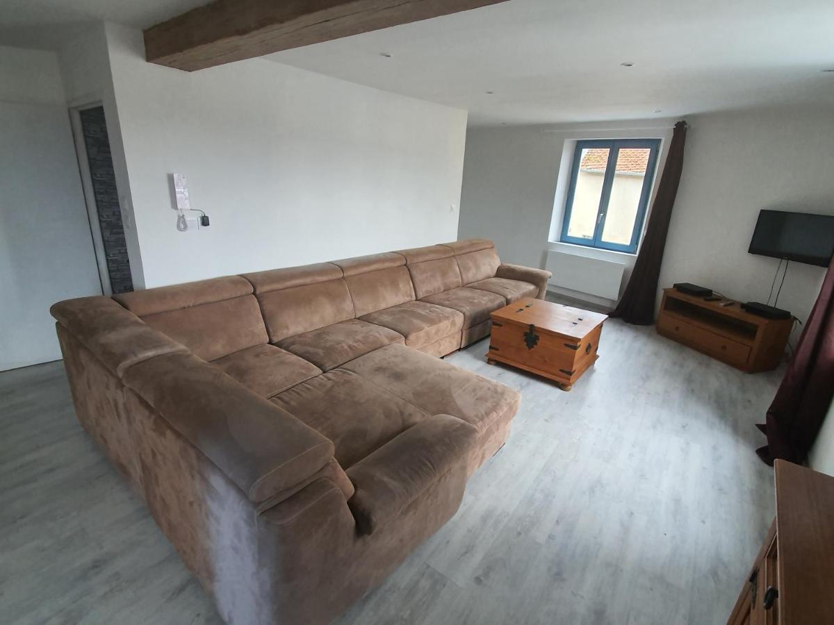 Gite Des Sources Fains-Les-Sources Exterior foto
